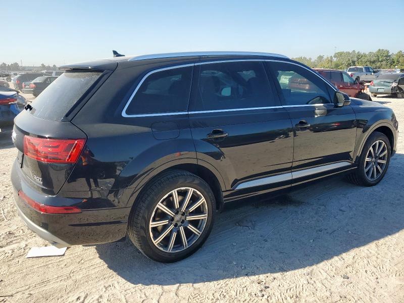 2017 AUDI Q7 PREMIUM WA1LAAF74HD013773