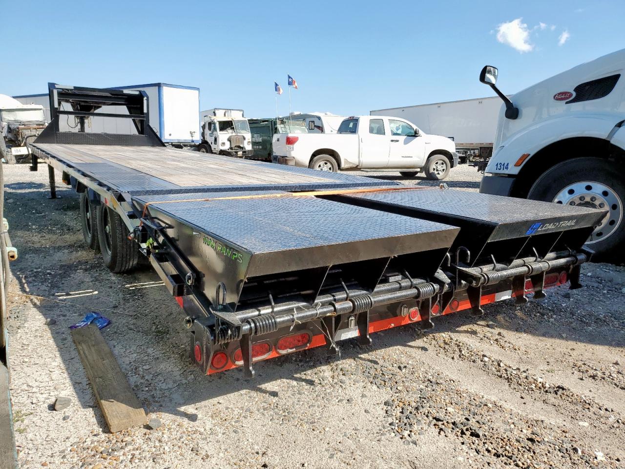 Lot #3275484775 2024 LOADTRAIL UNKNOWN