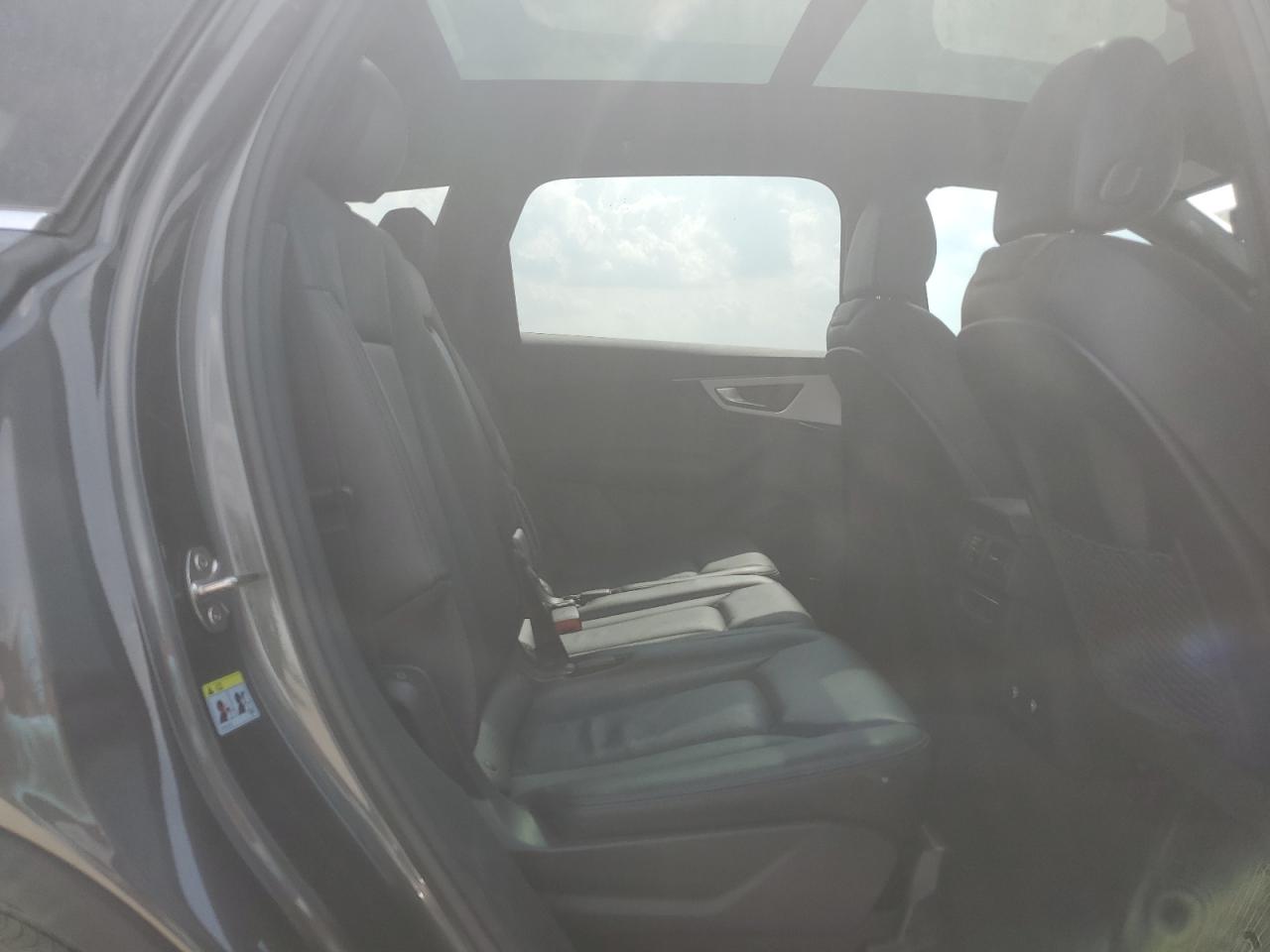 AUDI Q7 PREMIUM PLUS