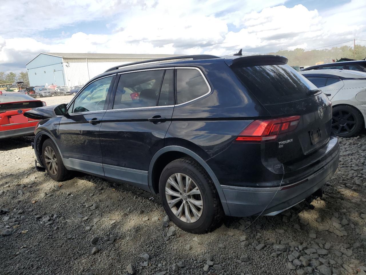 VOLKSWAGEN TIGUAN SE
