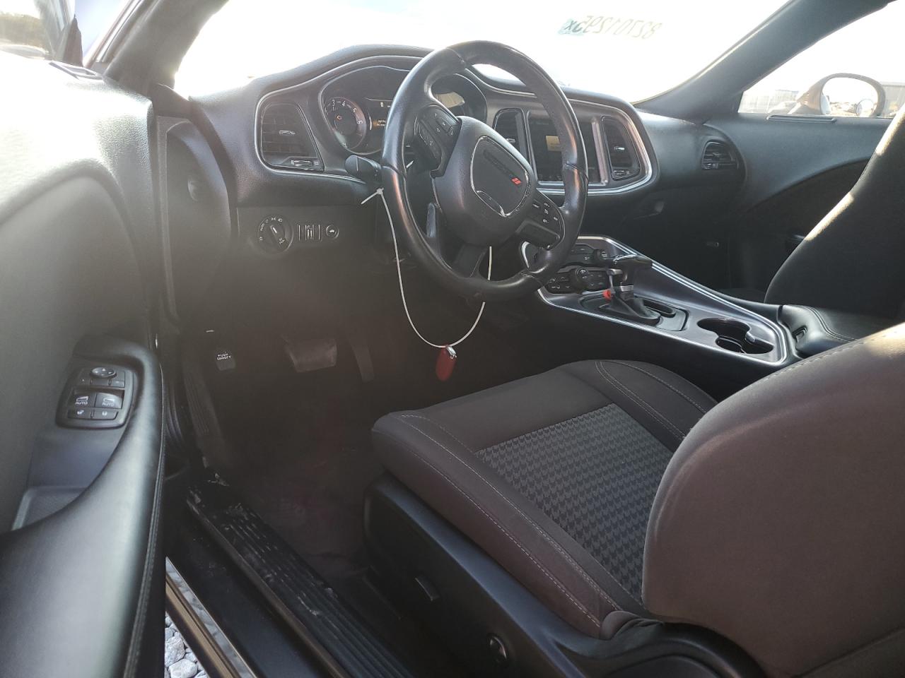 DODGE CHALLENGER SXT