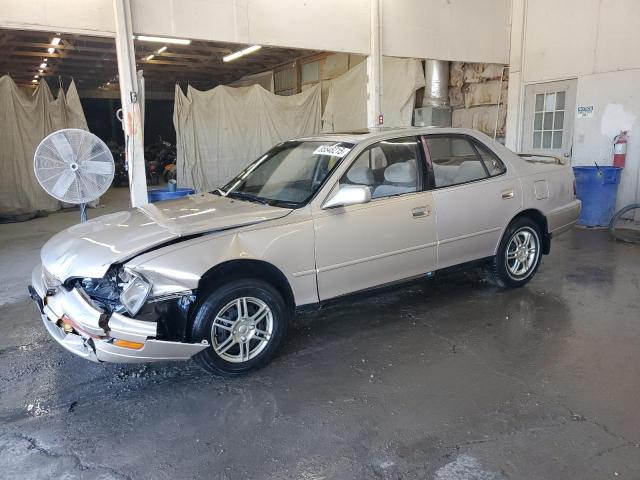 Global Auto Auctions: 1995 TOYOTA CAMRY LE
