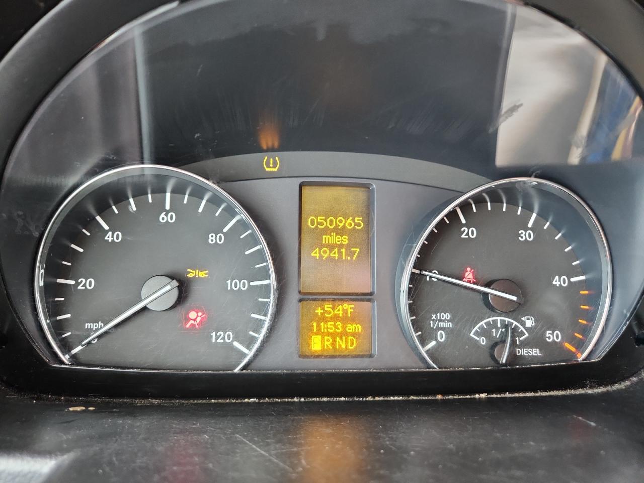 MERCEDES-BENZ SPRINTER 2500