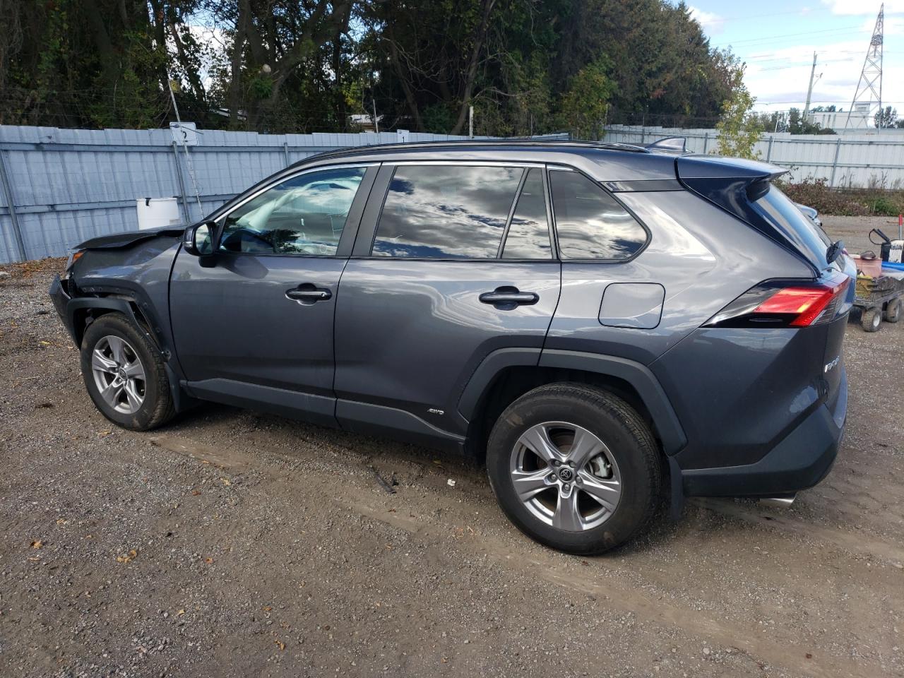 TOYOTA RAV4 XLE