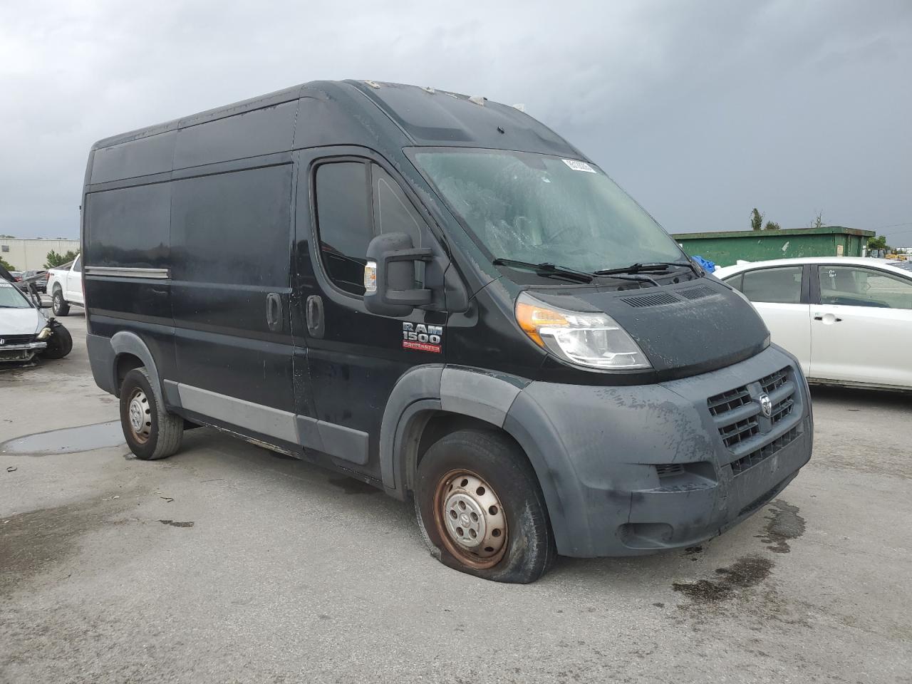 RAM PROMASTER 1500 HIGH