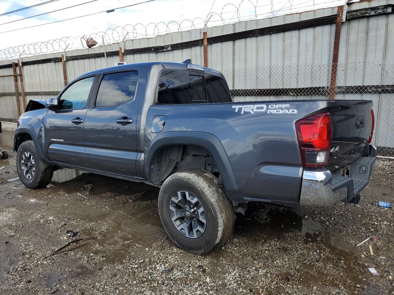 TOYOTA TACOMA DOUBLE CAB