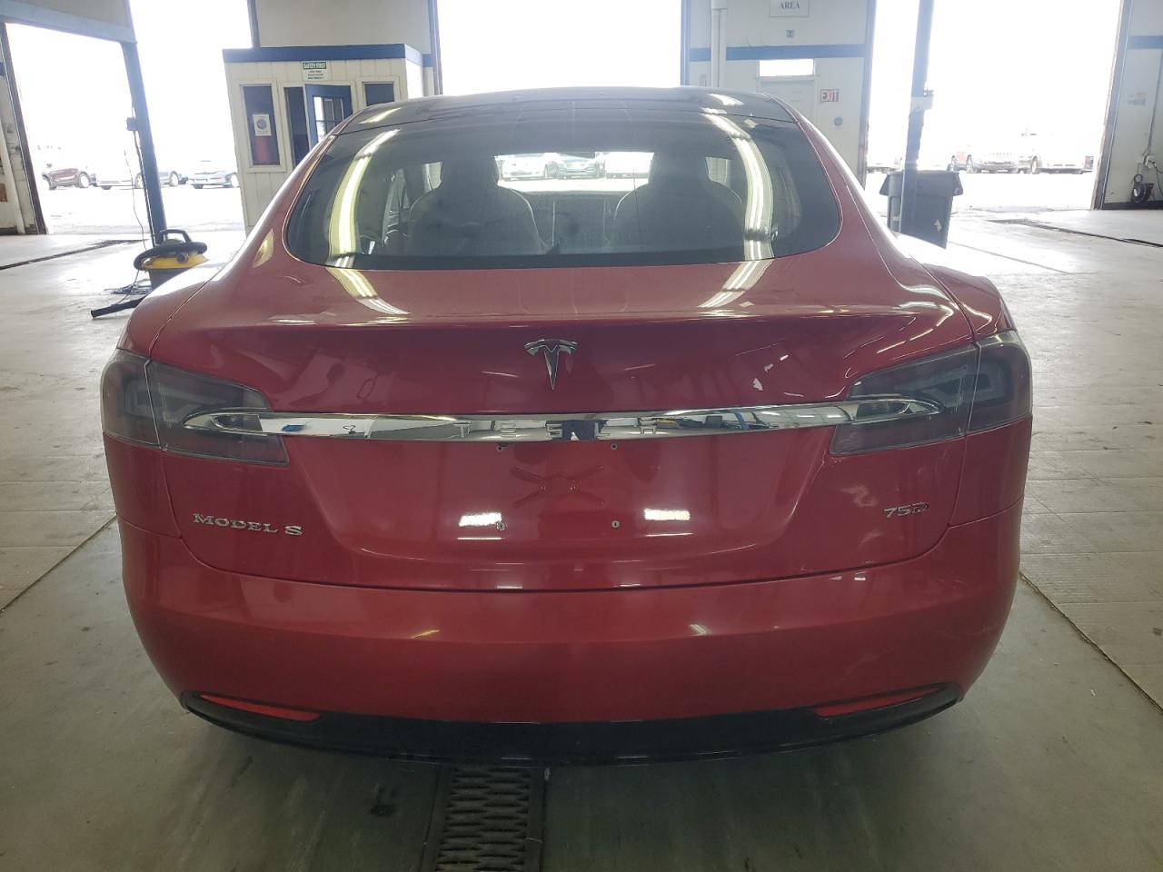 TESLA MODEL S