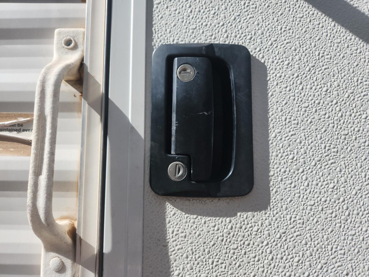 Lot #3279538269 2011 PALOMINO PUMA