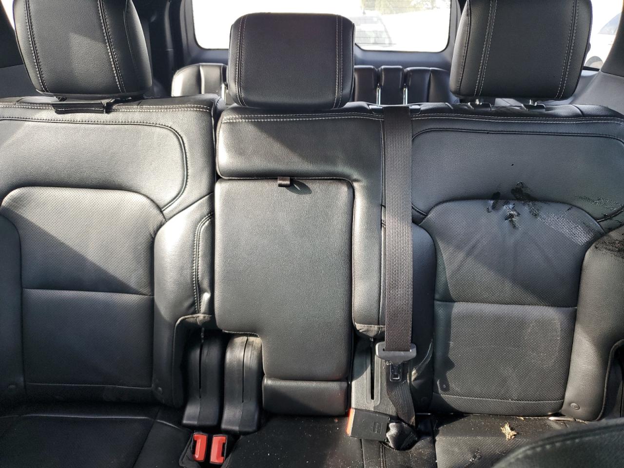 FORD EXPLORER LIMITED