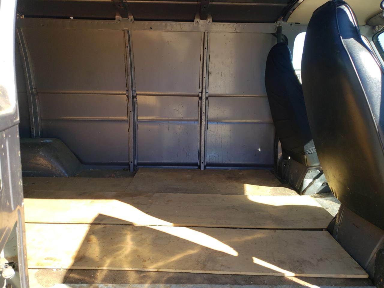 Lot #3301791347 1992 DODGE RAM WAG B2