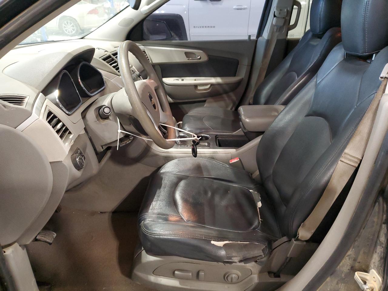 CHEVROLET TRAVERSE LS