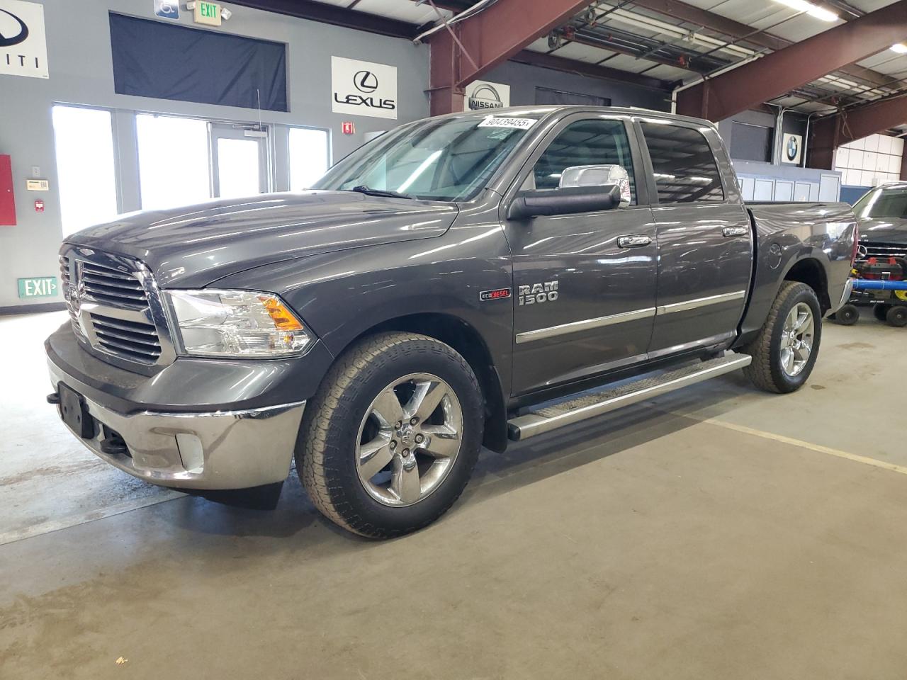 RAM 1500 SLT