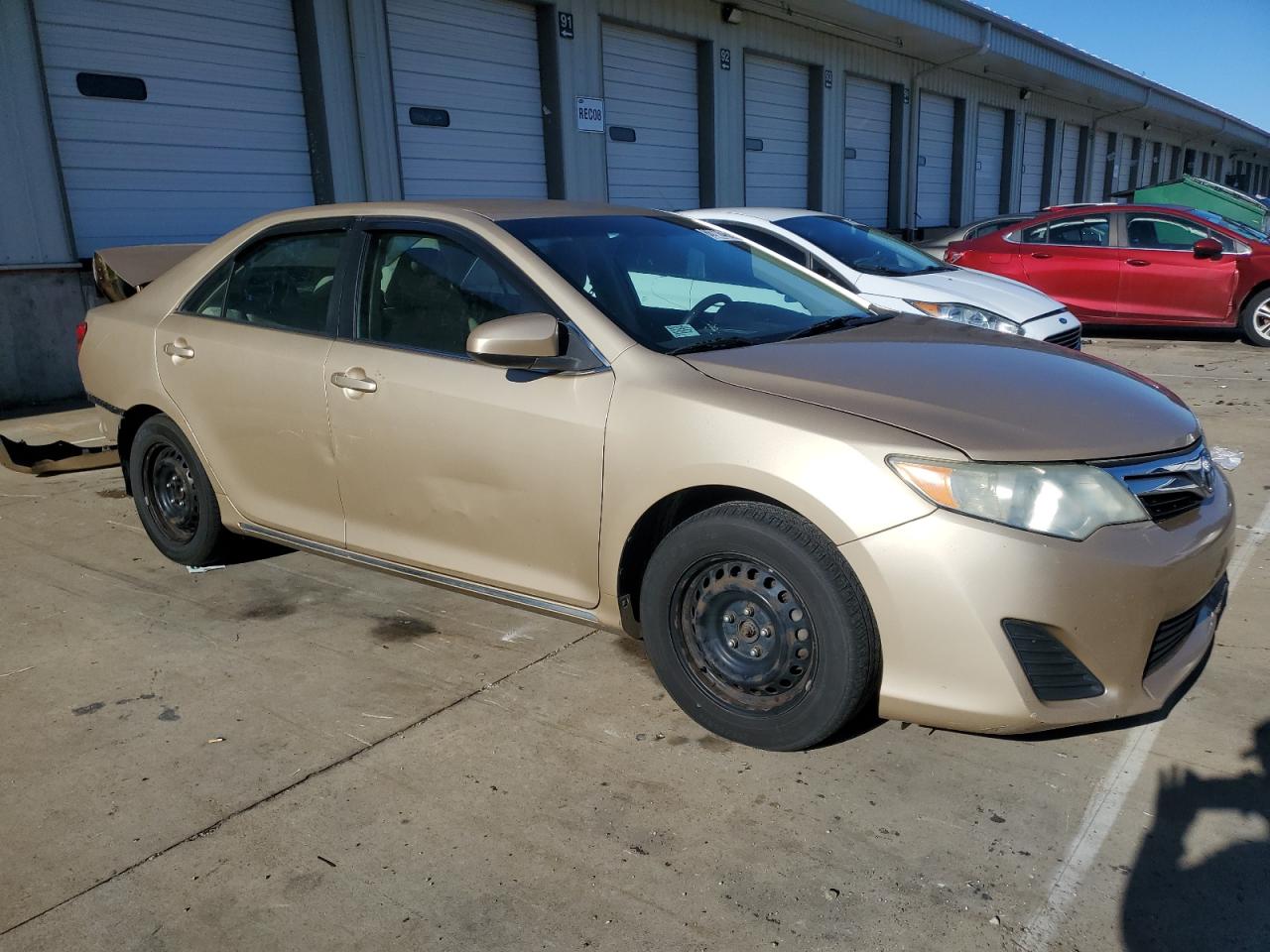 TOYOTA CAMRY BASE