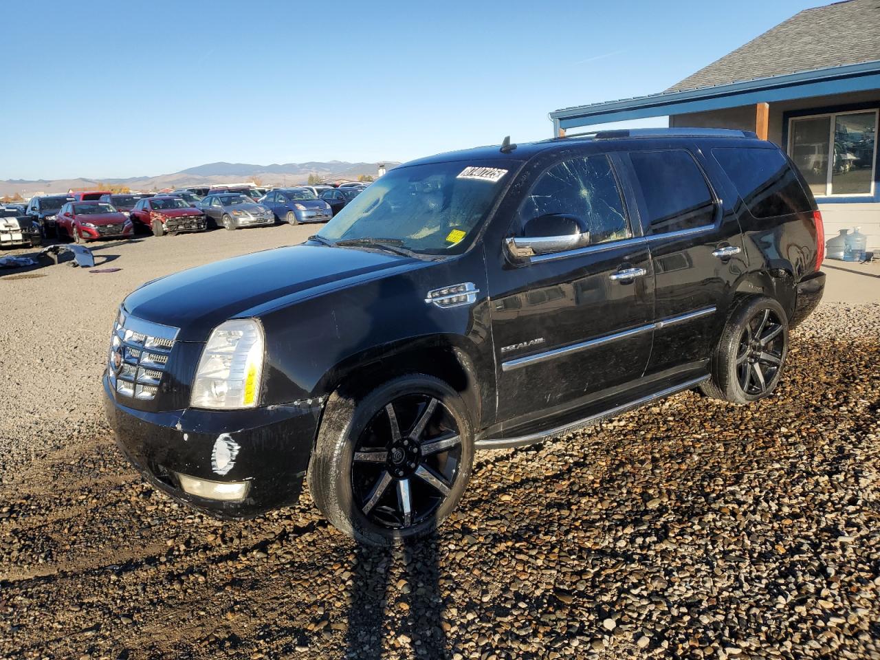 CADILLAC ESCALADE LUXURY