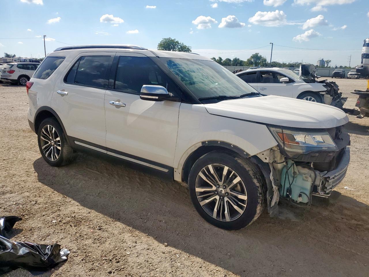 FORD EXPLORER PLATINUM