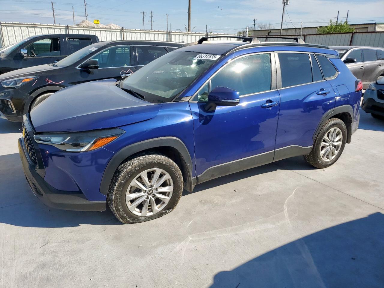 TOYOTA COROLLA CROSS LE