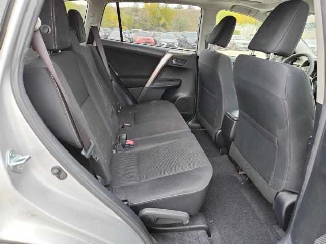 2015 TOYOTA RAV4 XLE - JTMRFREV5FD153005