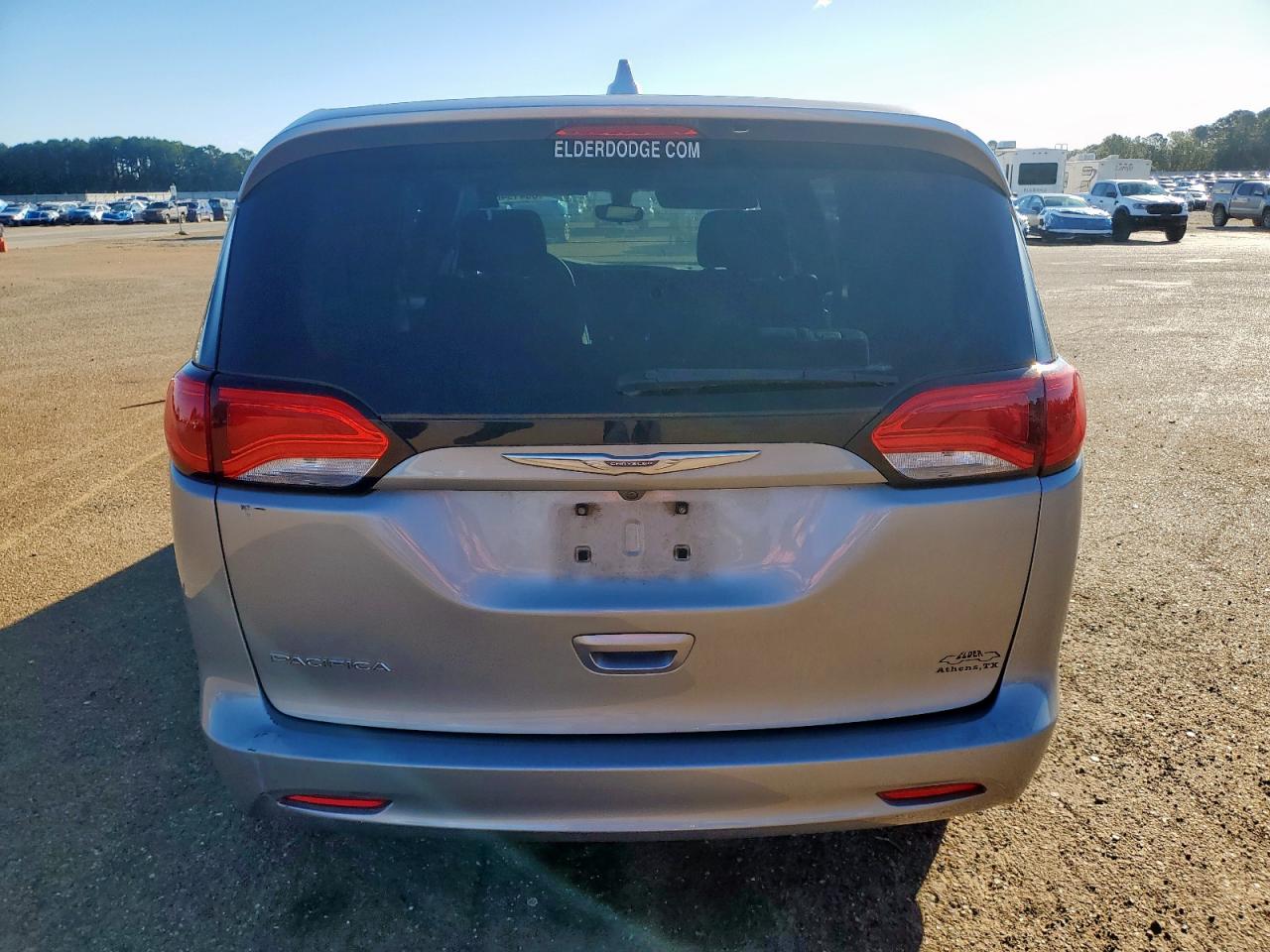 CHRYSLER PACIFICA TOURING