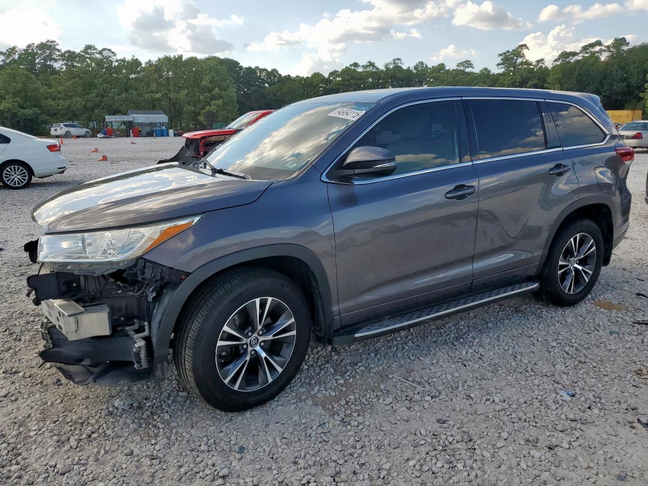 TOYOTA HIGHLANDER LE