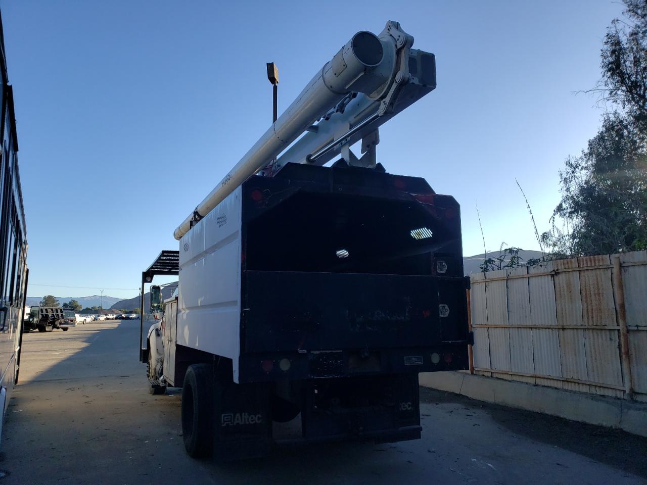 FORD F-750 SUPER DUTY