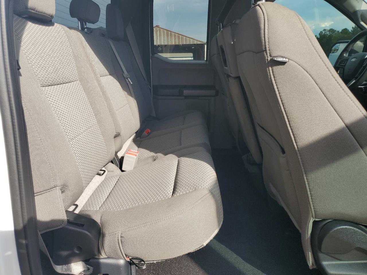 FORD F-150 SUPER CAB