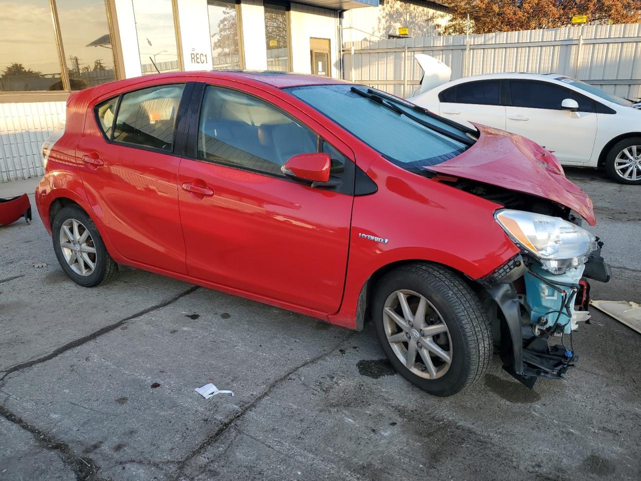 TOYOTA PRIUS C