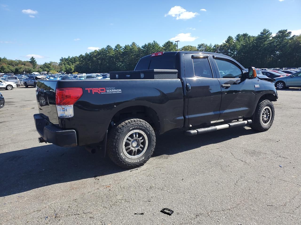 TOYOTA TUNDRA DOUBLE CAB SR5