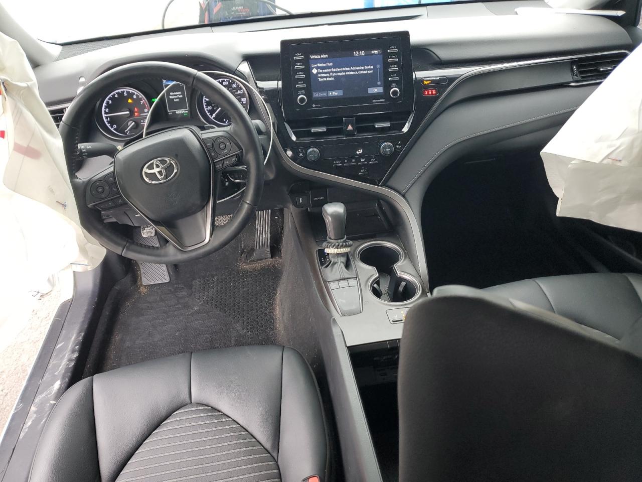 TOYOTA CAMRY SE NIGHT SHADE