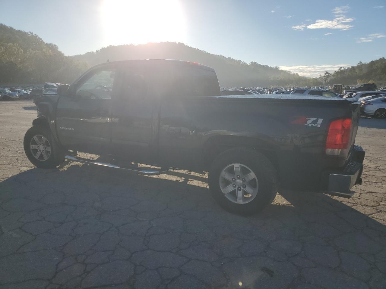 GMC SIERRA 1500 K1500 SLE