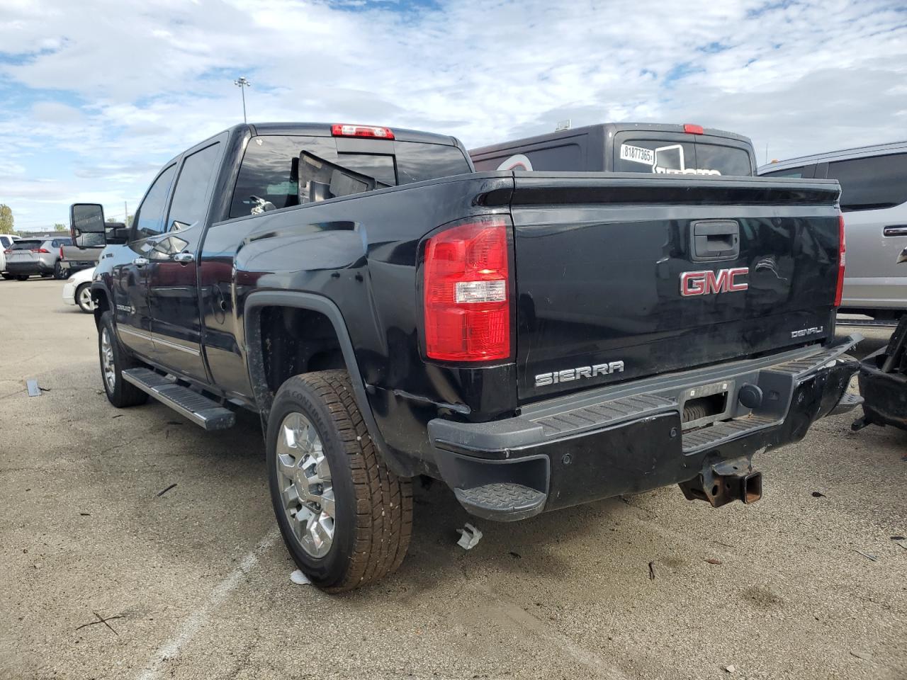GMC SIERRA K2500 DENALI