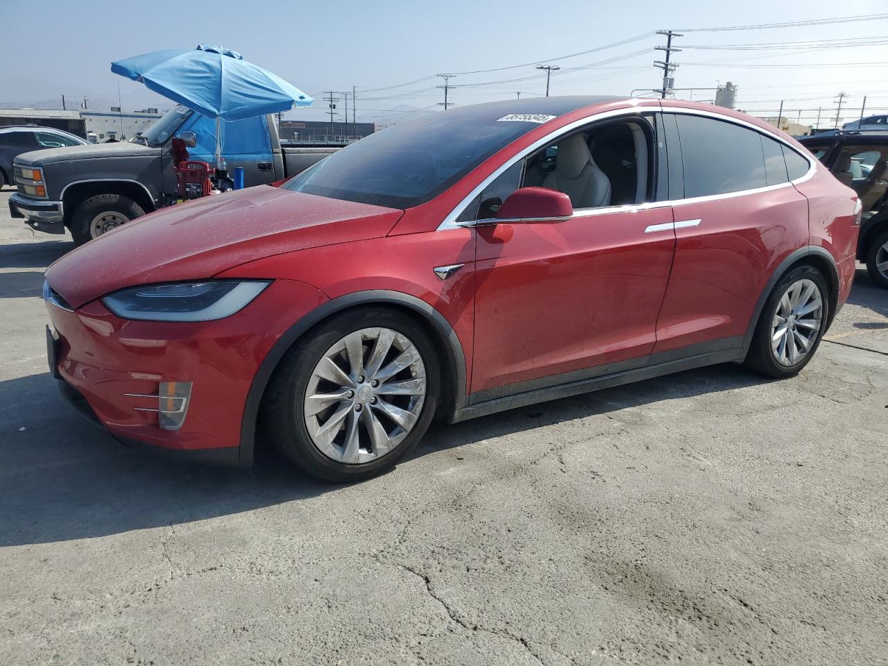 TESLA MODEL X