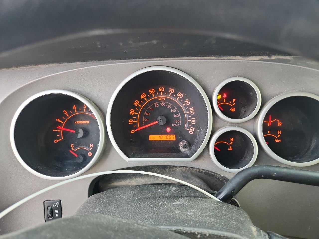 TOYOTA TUNDRA DOUBLE CAB SR5