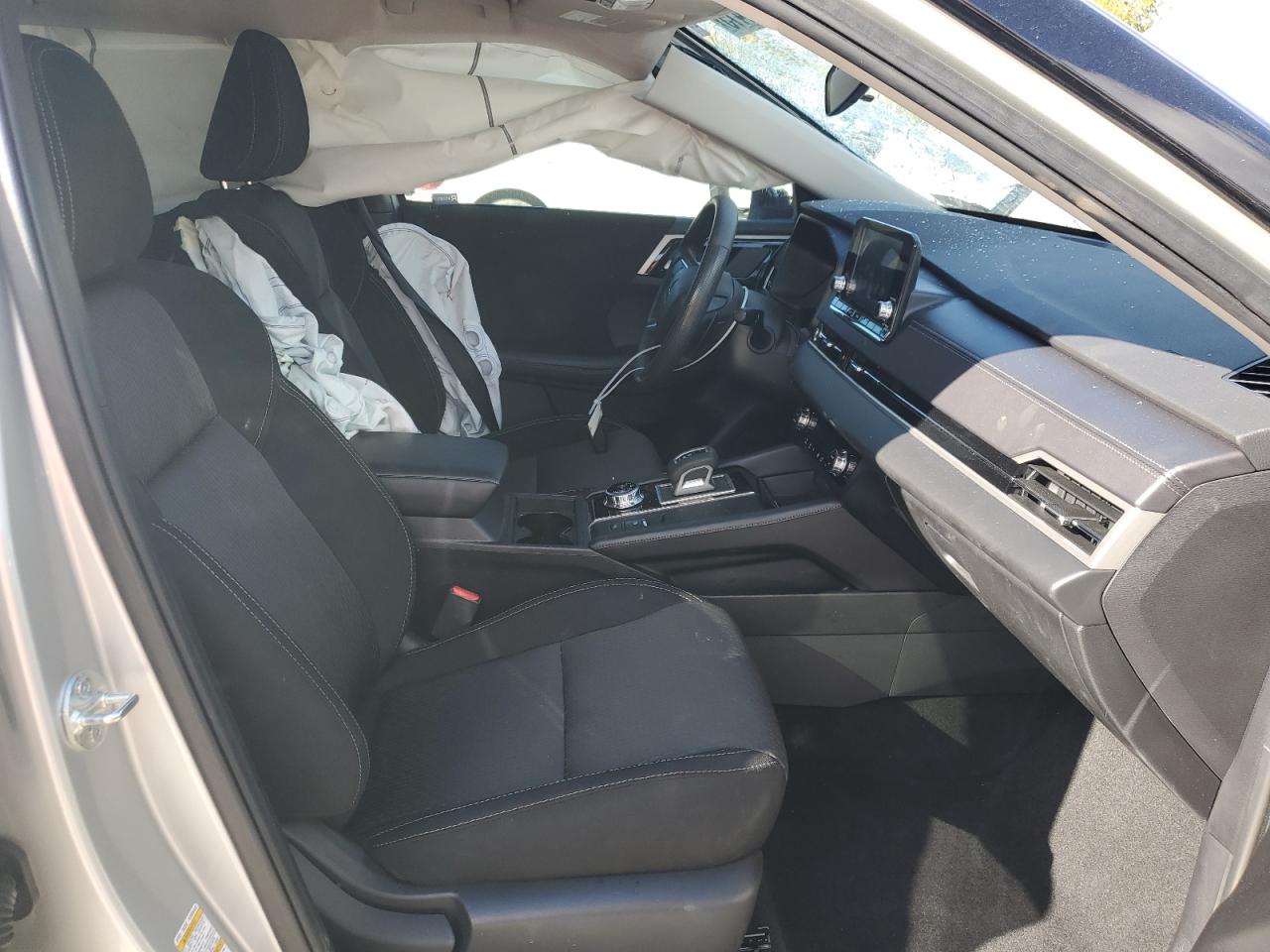 MITSUBISHI OUTLANDER ES