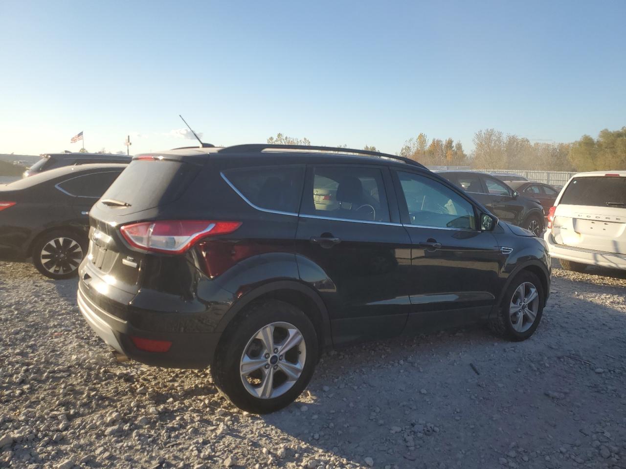 FORD ESCAPE SE