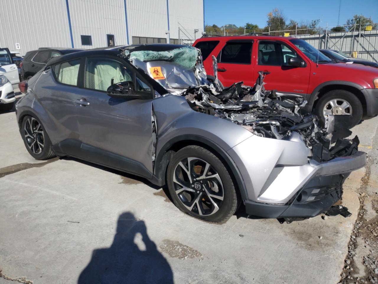 TOYOTA C-HR XLE