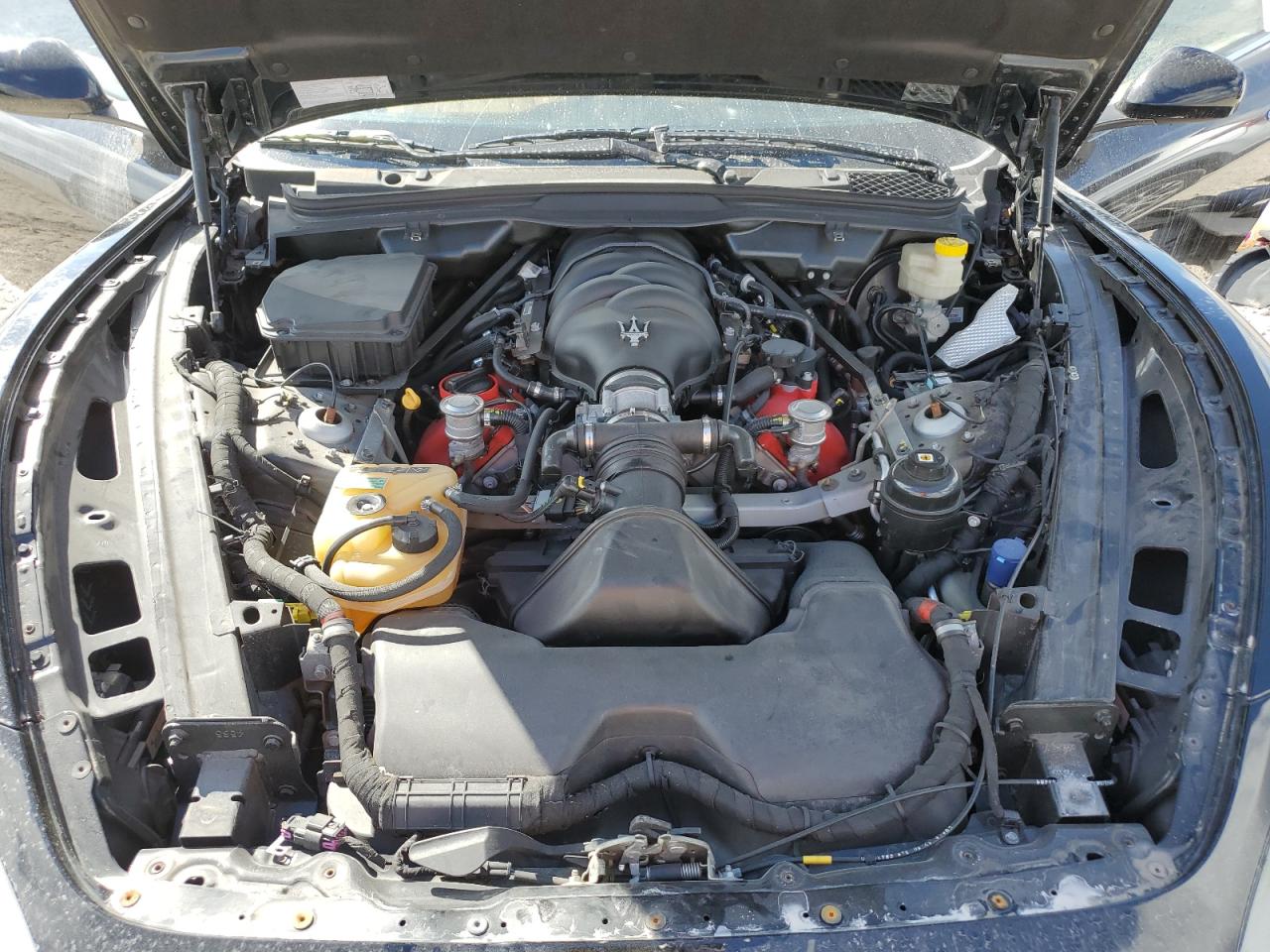 MASERATI GRANTURISMO