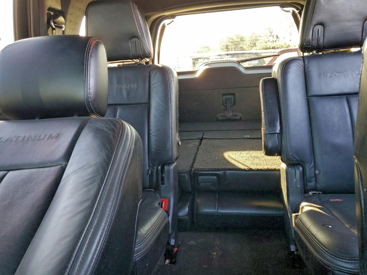 FORD EXPEDITION PLATINUM