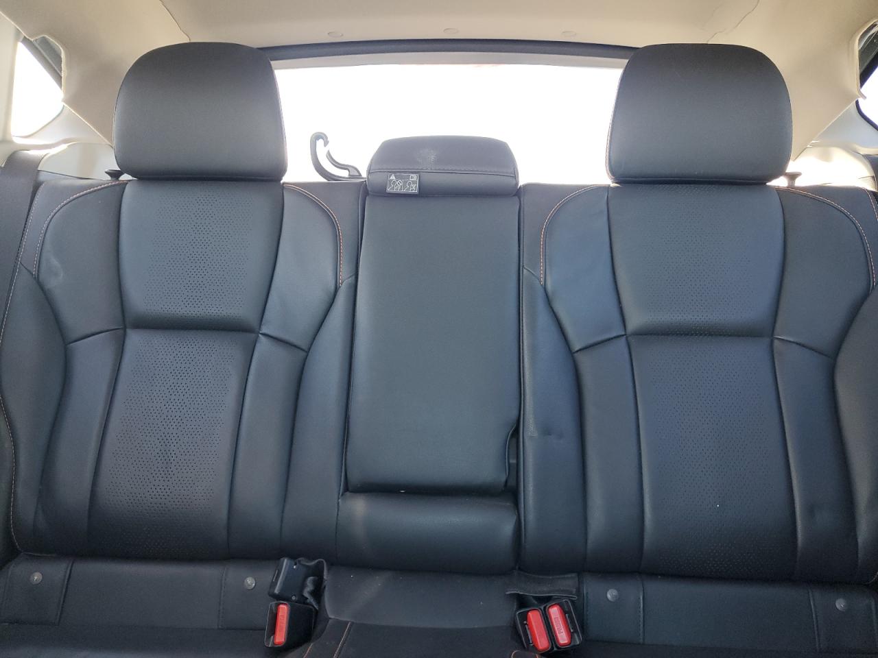 SUBARU CROSSTREK LIMITED