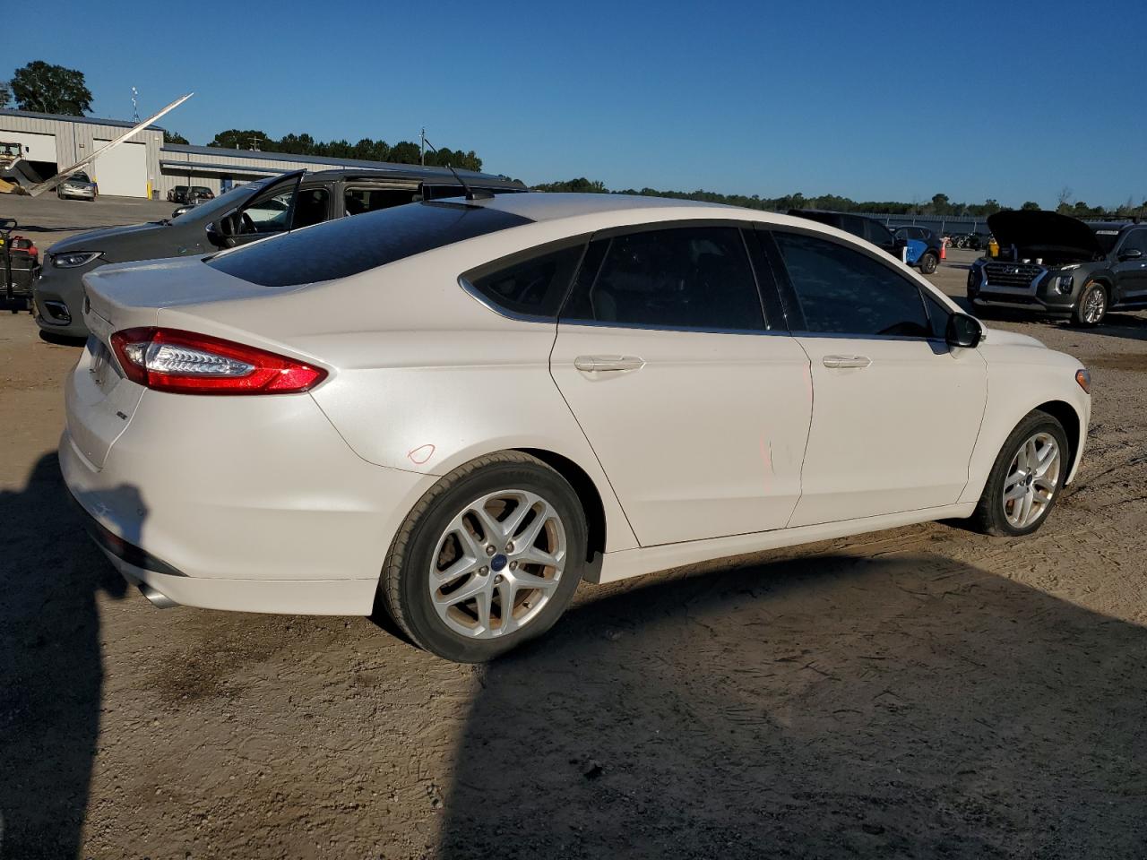 FORD FUSION SE