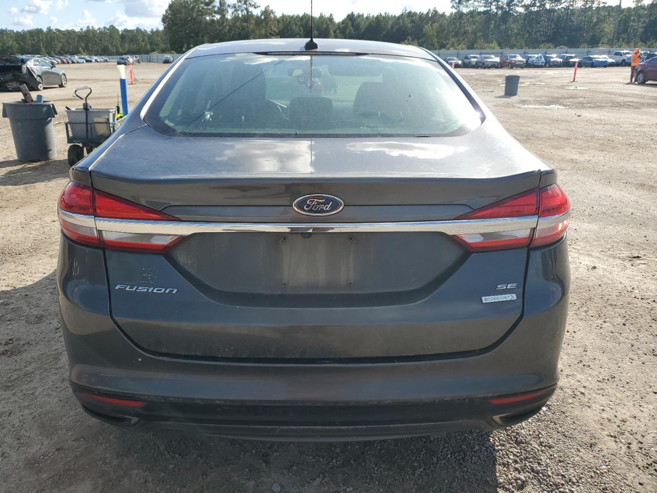 FORD FUSION SE