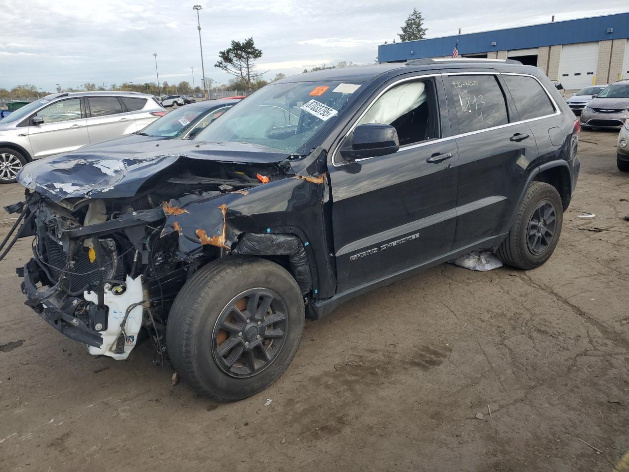 JEEP GRAND CHEROKEE LAREDO