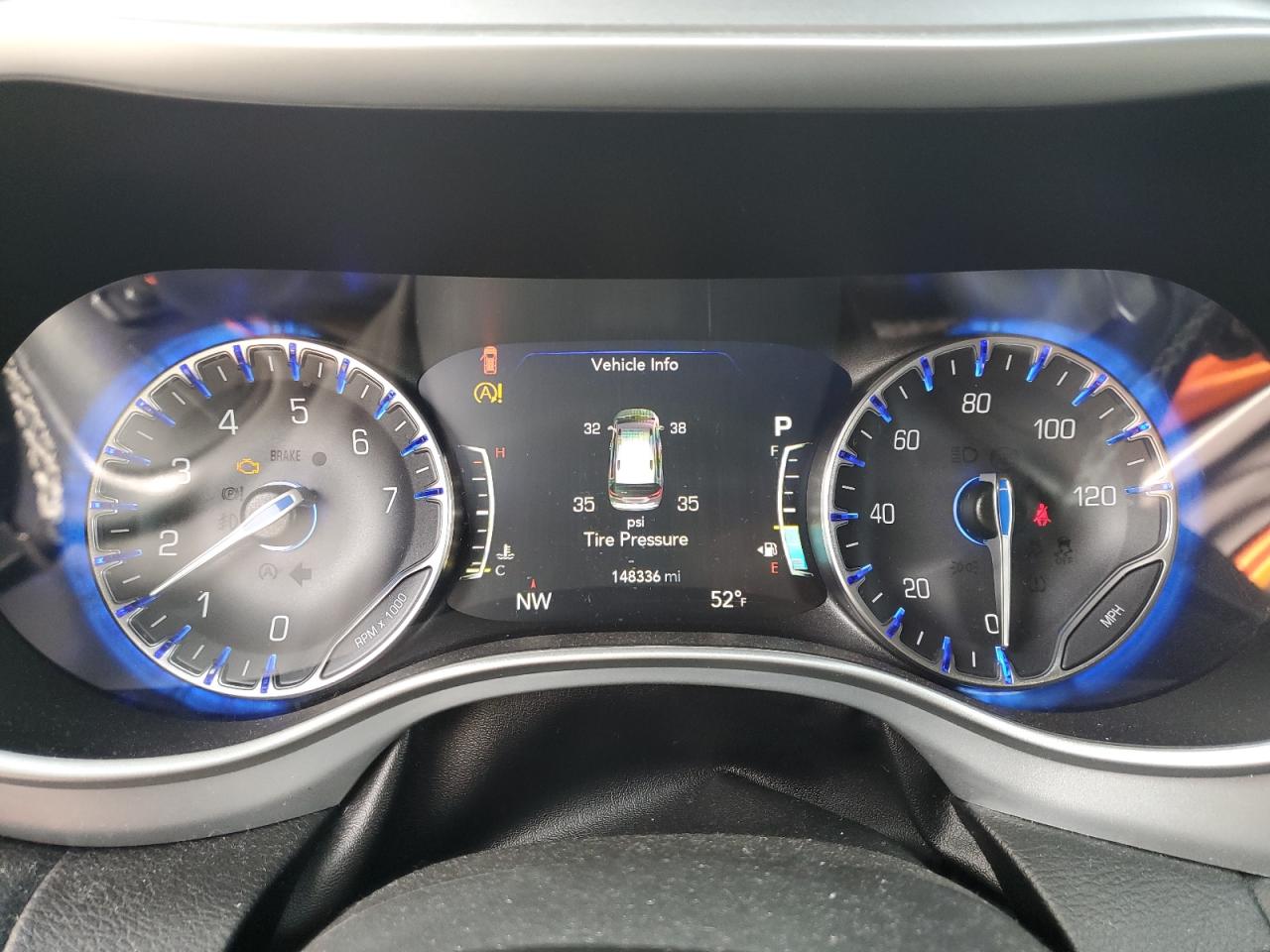 CHRYSLER PACIFICA TOURING L