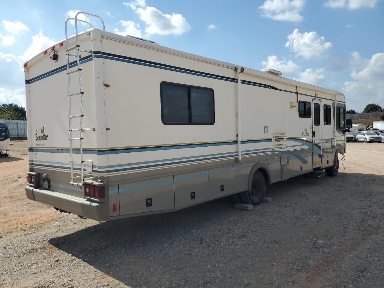 Lot #3262085586 2000 FORD F550 SUPER