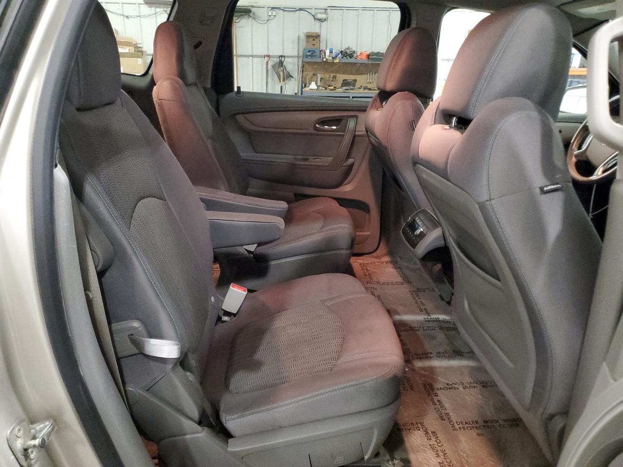 CHEVROLET TRAVERSE LT