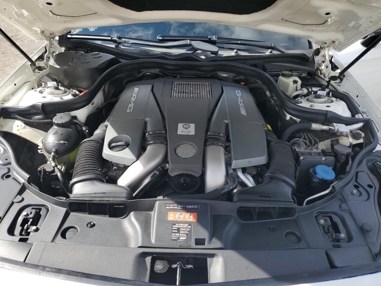 MERCEDES-BENZ CLS-CLASS 63 AMG