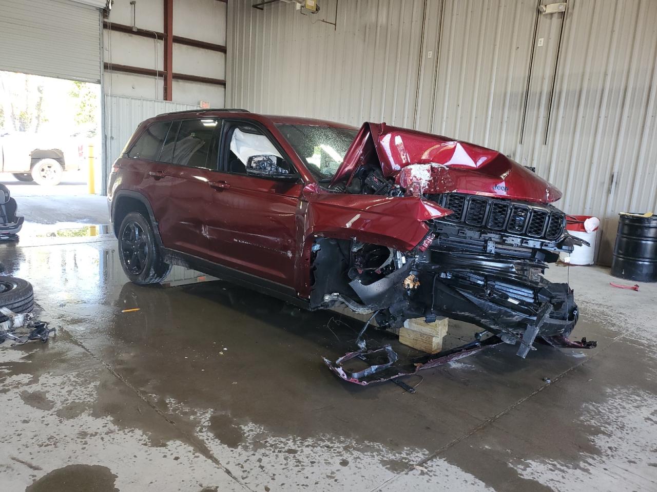 JEEP GRAND CHEROKEE LAREDO