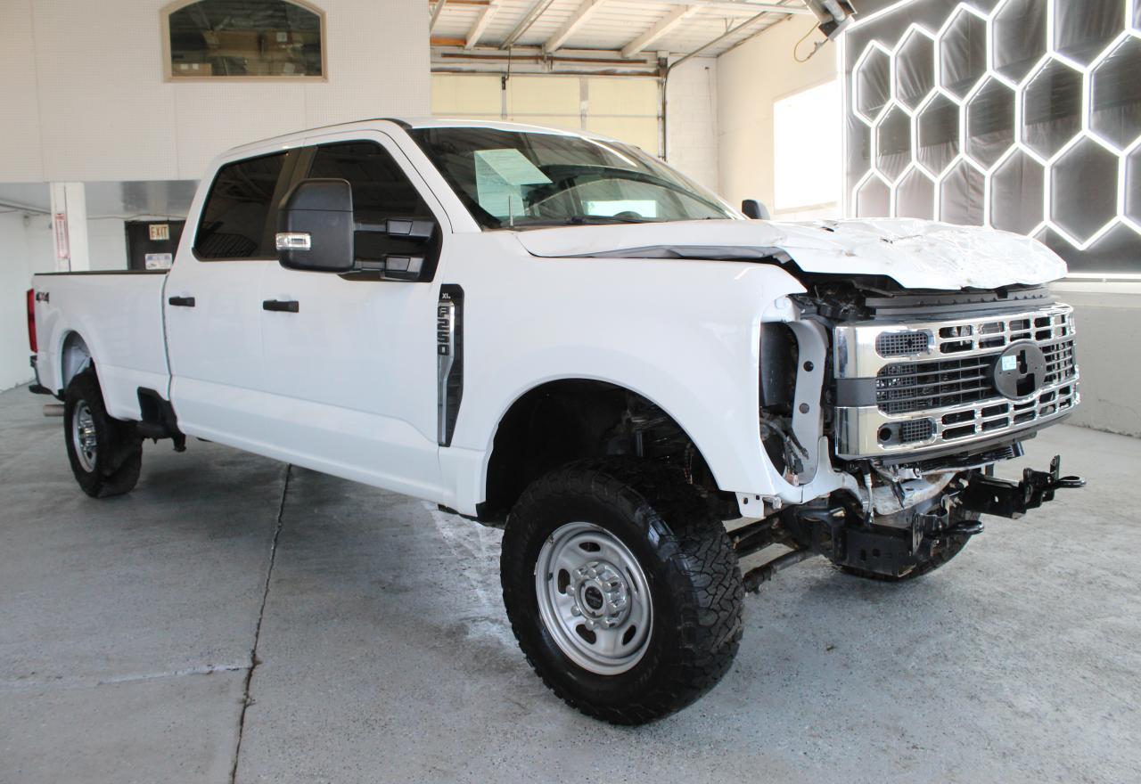 FORD F-250 SUPER DUTY