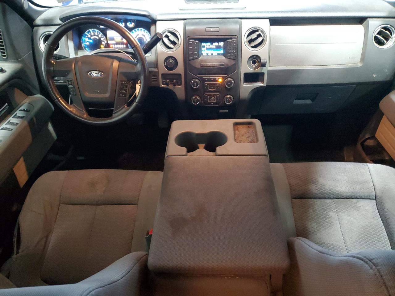 FORD F-150 SUPER CAB