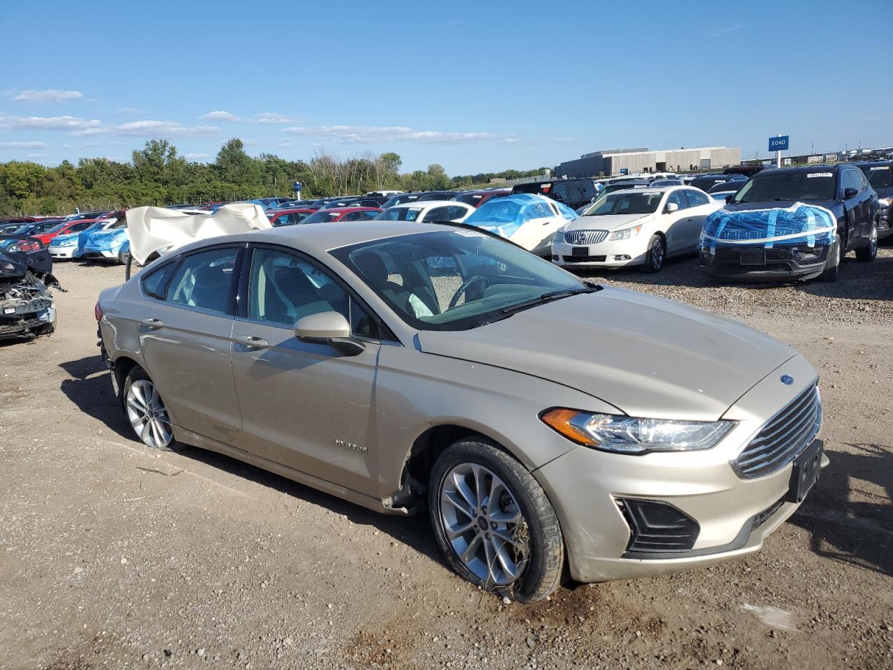 FORD FUSION SE