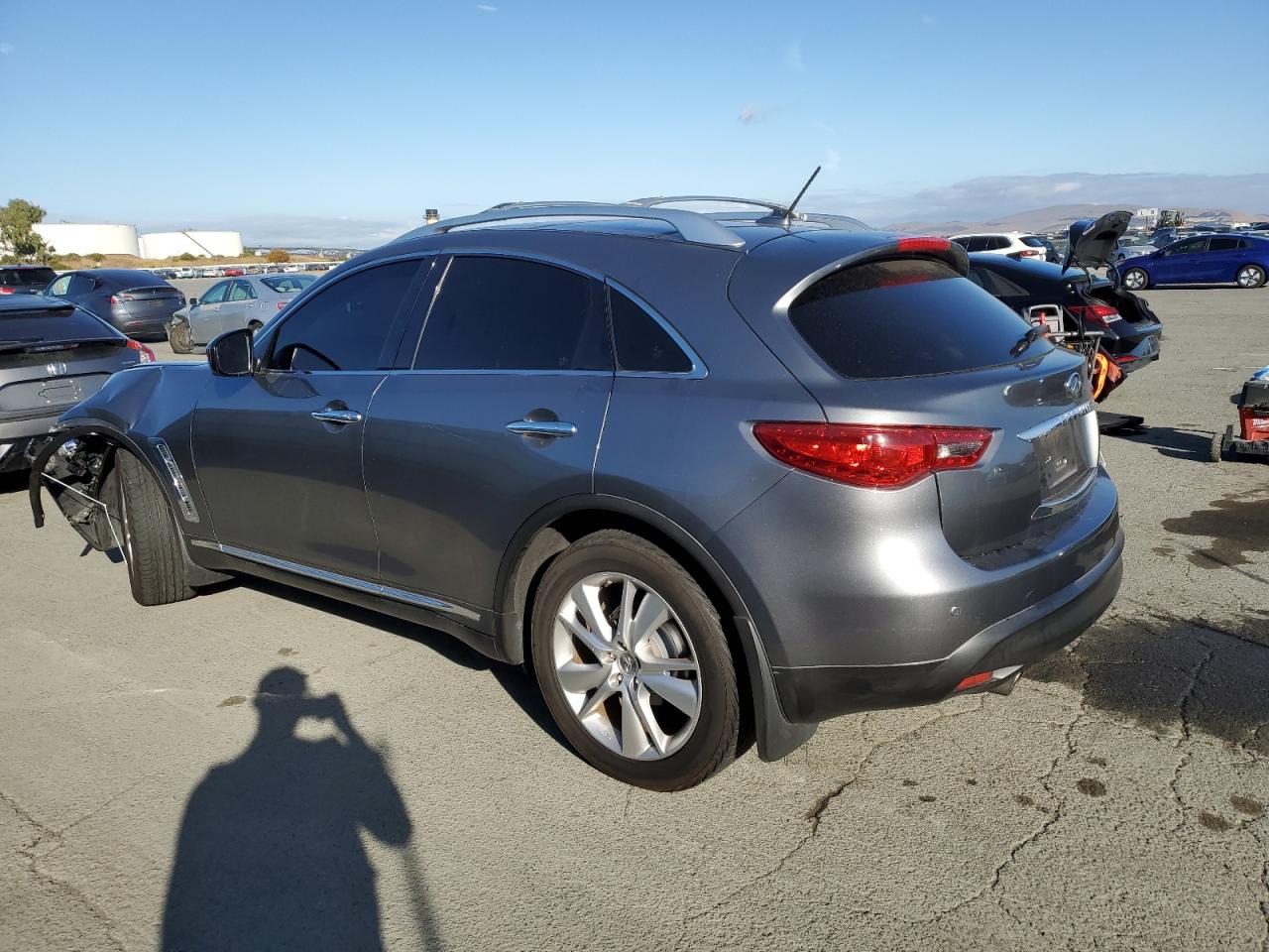INFINITI FX37